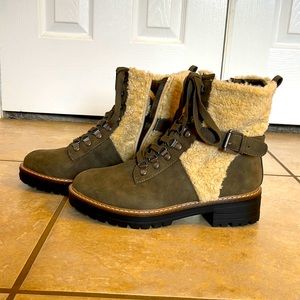 dv by Dolce Vita boots. Size 8.5